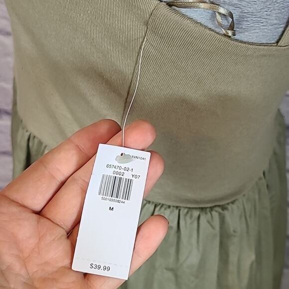 NWT Old Navy neutral fit and flare midi dress - Picture 4 of 9